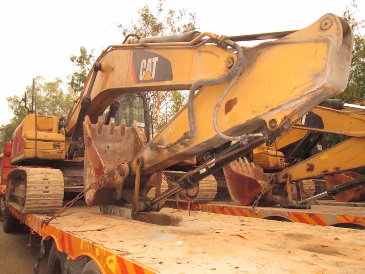 CAT 320D (25)