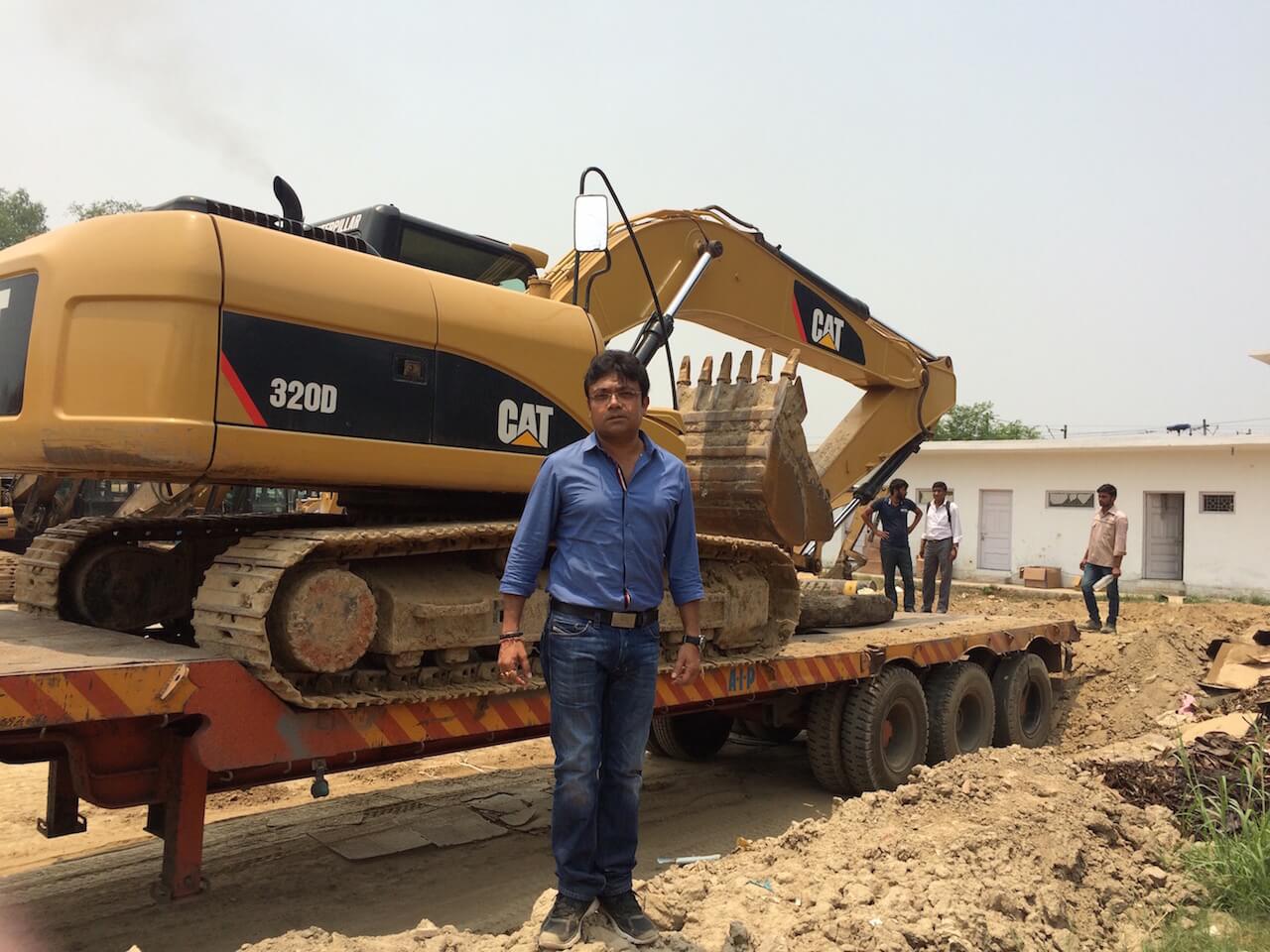 CAT 320D (84)