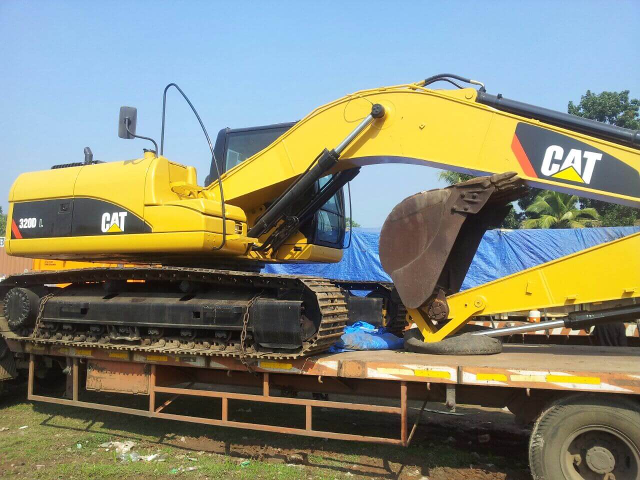 CAT 320DL (6)