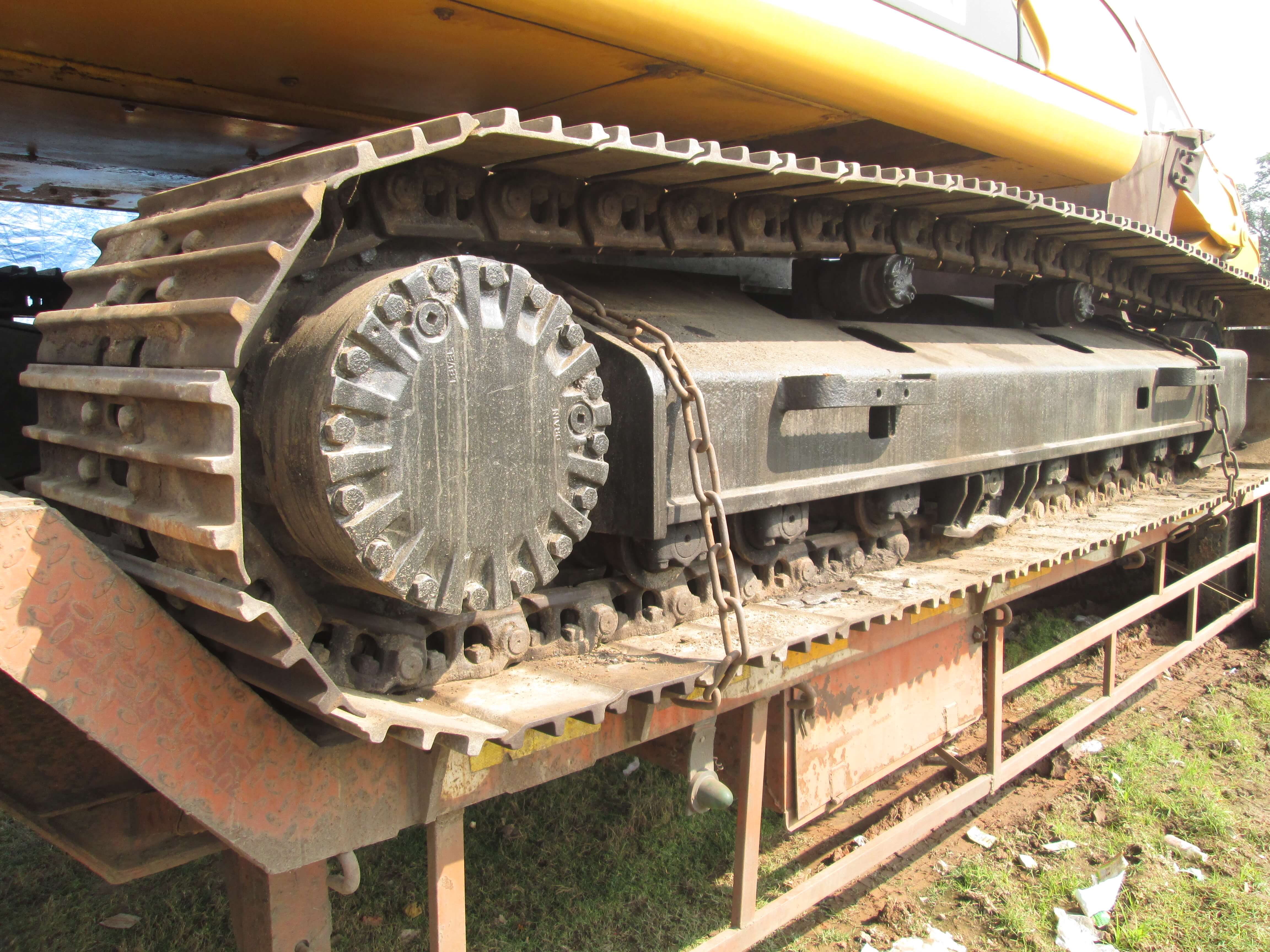 CAT 320DL (8)