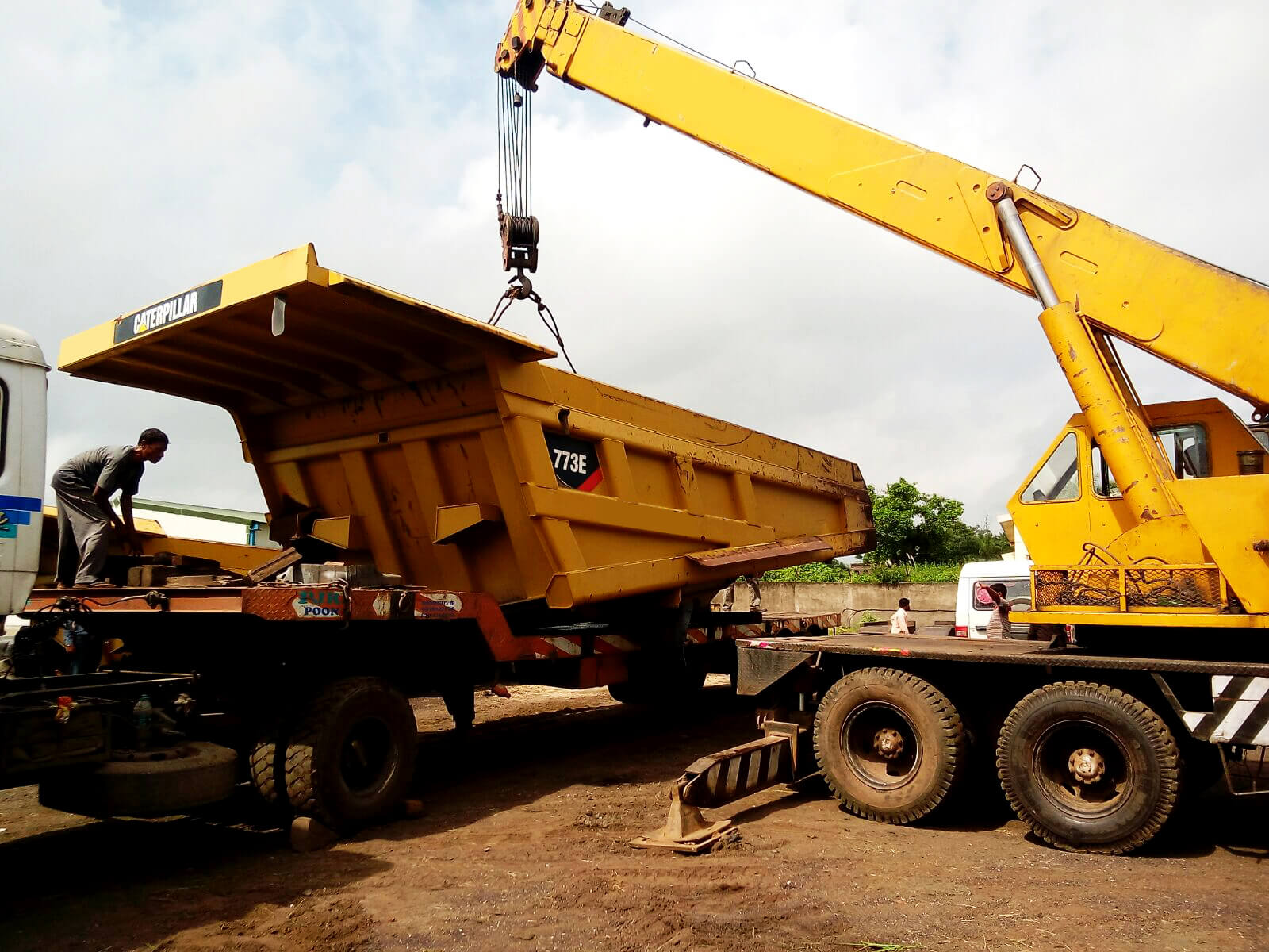 CAT 773E Dump truck (14)