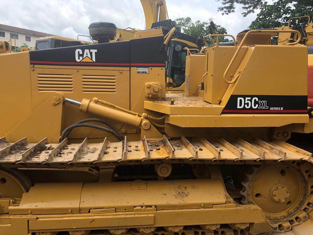 CAT D5C XL (5)