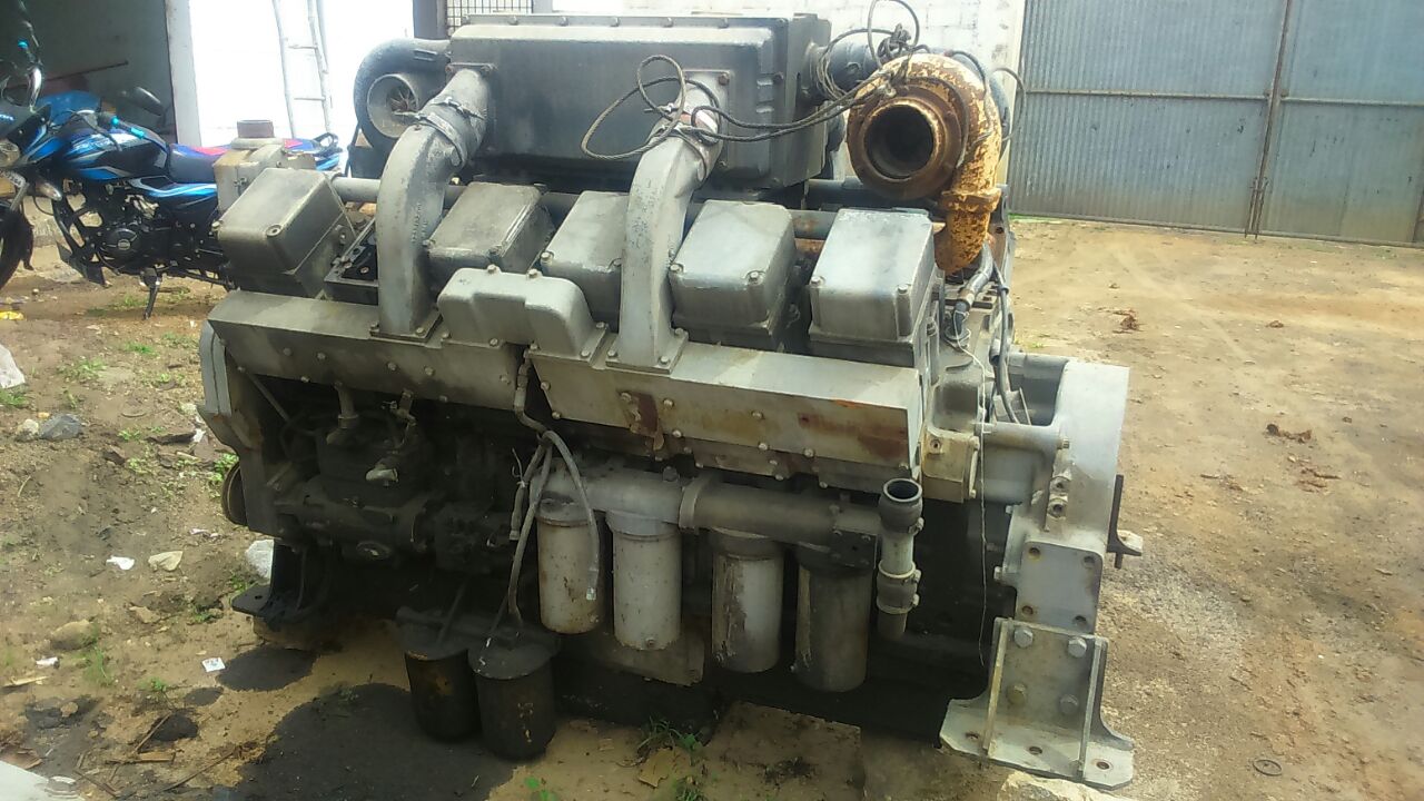 Cummins KTA 2300 engine (2)