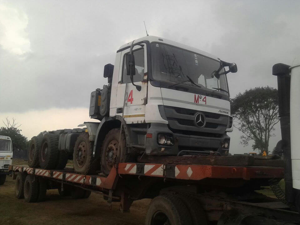 Mercedes Actros 4841 (44)
